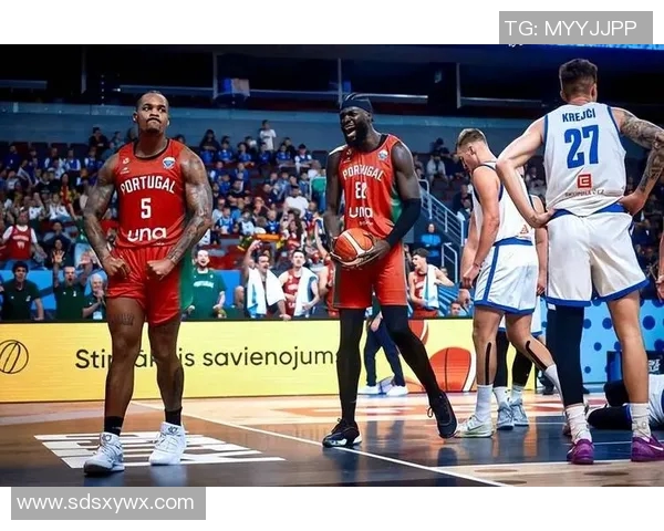 科塔谈担任先发中锋：持续进步的过程 还有不少地方能变得更好