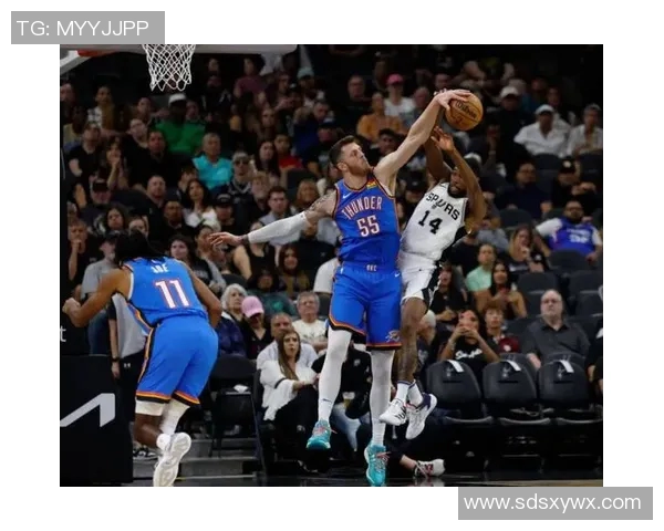 不乱打就可以！莫兰特半场各种冲击 8罚全中拿到14分3助攻